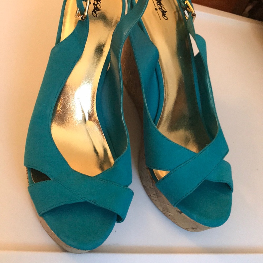 gold fleck wedges